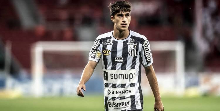 Atacante Tailson, ex-Santos, é o novo reforço do Náutico - Clube